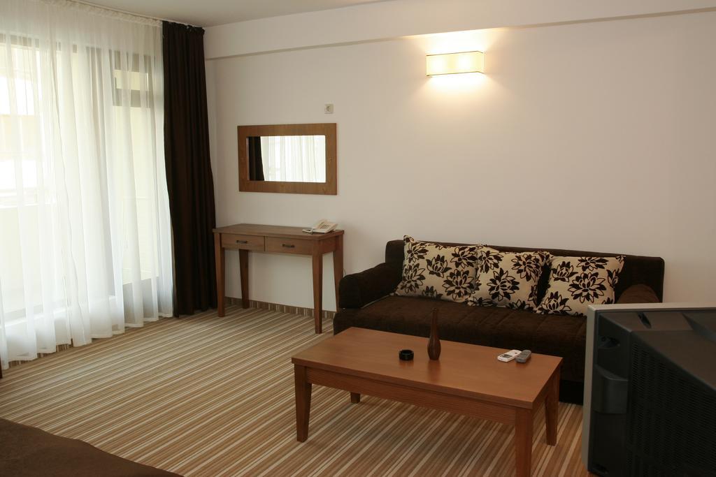 Villa Valeev 索佐波尔 外观 照片